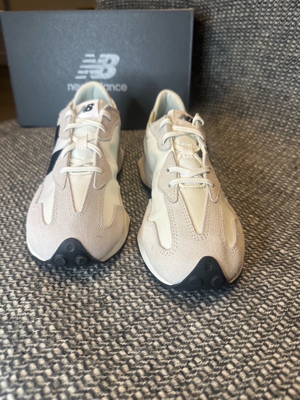 🆕 New Balance 327 Shoes - Picture 8 of 9